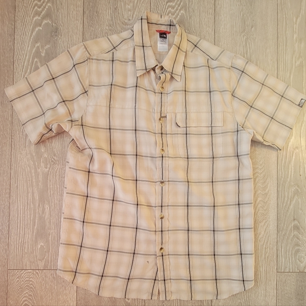The North Face Button Up Shortsleeve Shirt